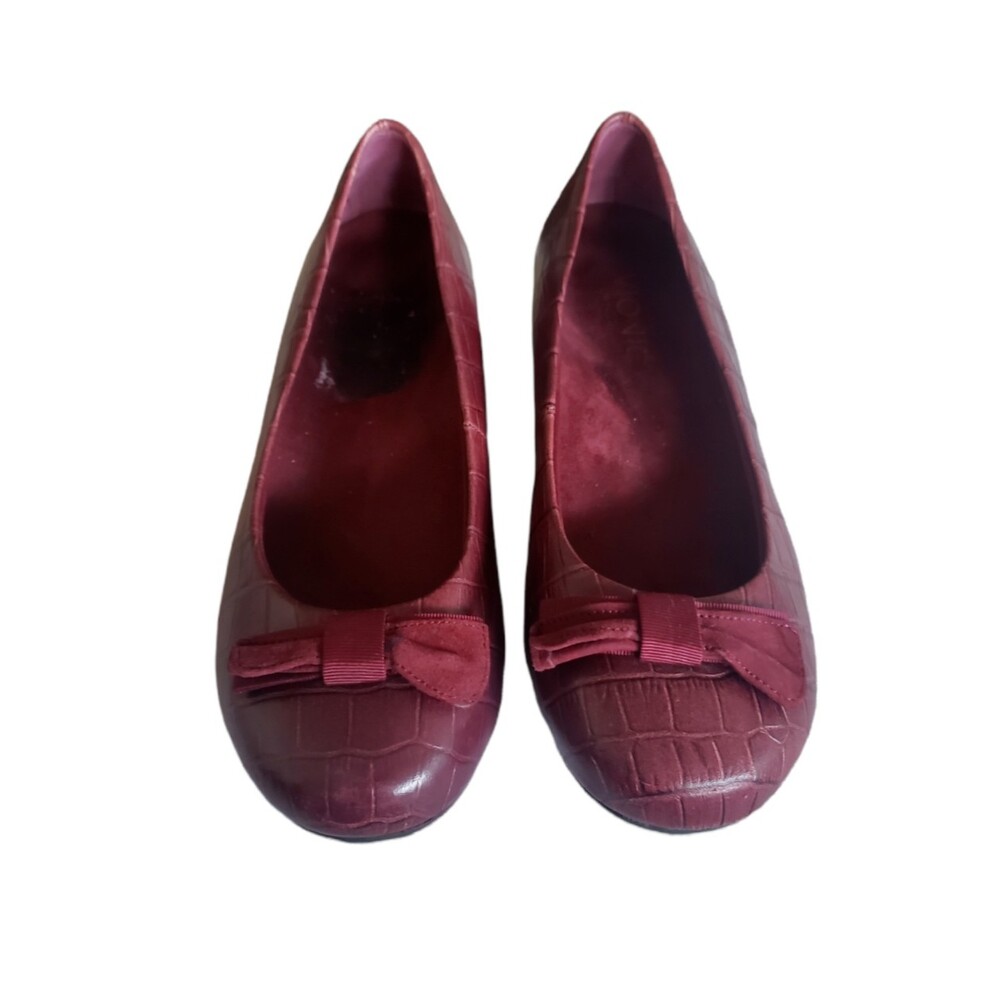 Vionic Orthaheel Women’s Lydia Burgundy Croc Embossed Flat Wedge Size 6